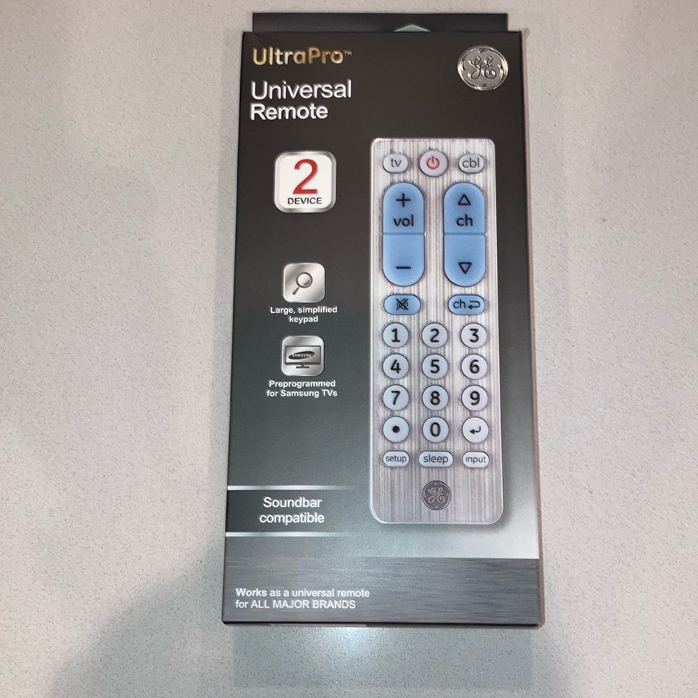 UltraPro Universal Remote - Picture 1 of 9